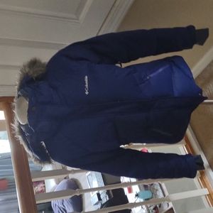 Comunbia omnisheild blue  jacket small with  hood